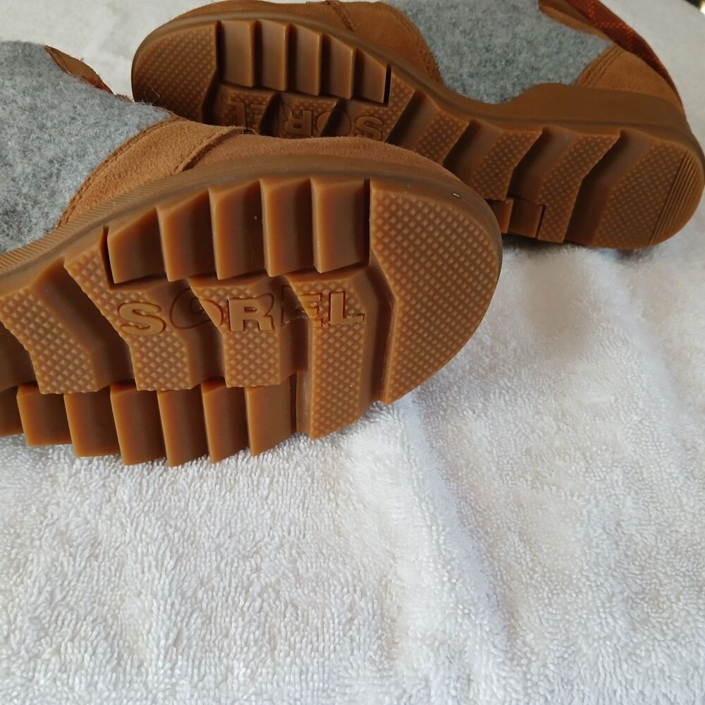 Women's Sorel Evie II Wedge Ankle Booties - Picture 9 of 10